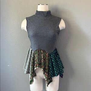 Gray and Green Patterned Women's Tank Top